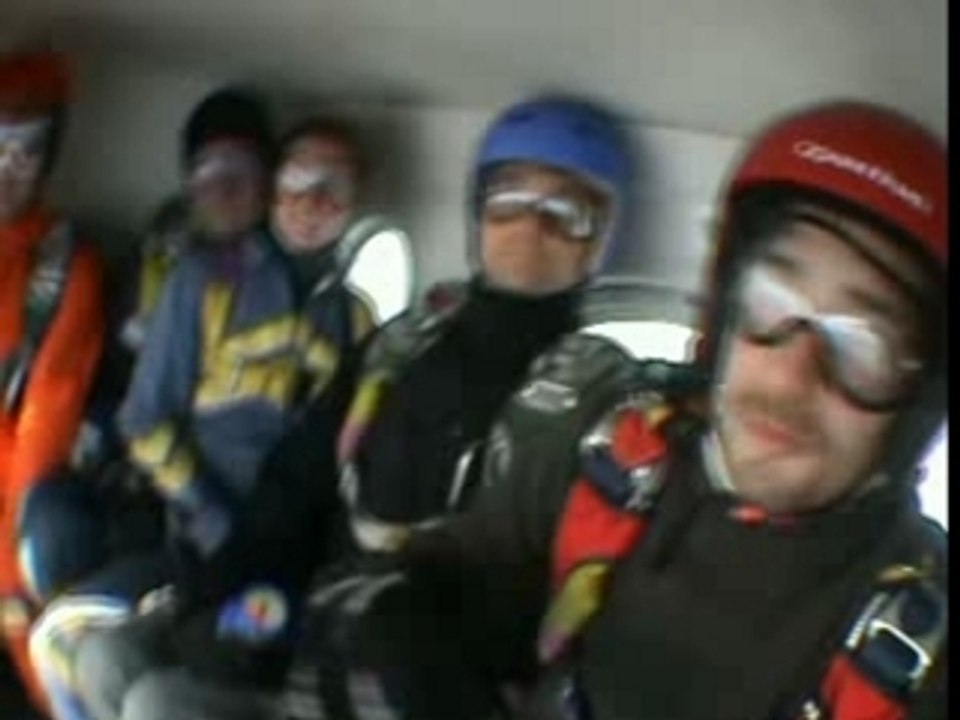 Skydiving_Sortie_01_David