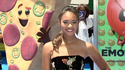 Chandler Kinney "The Emoji Movie" World Premiere