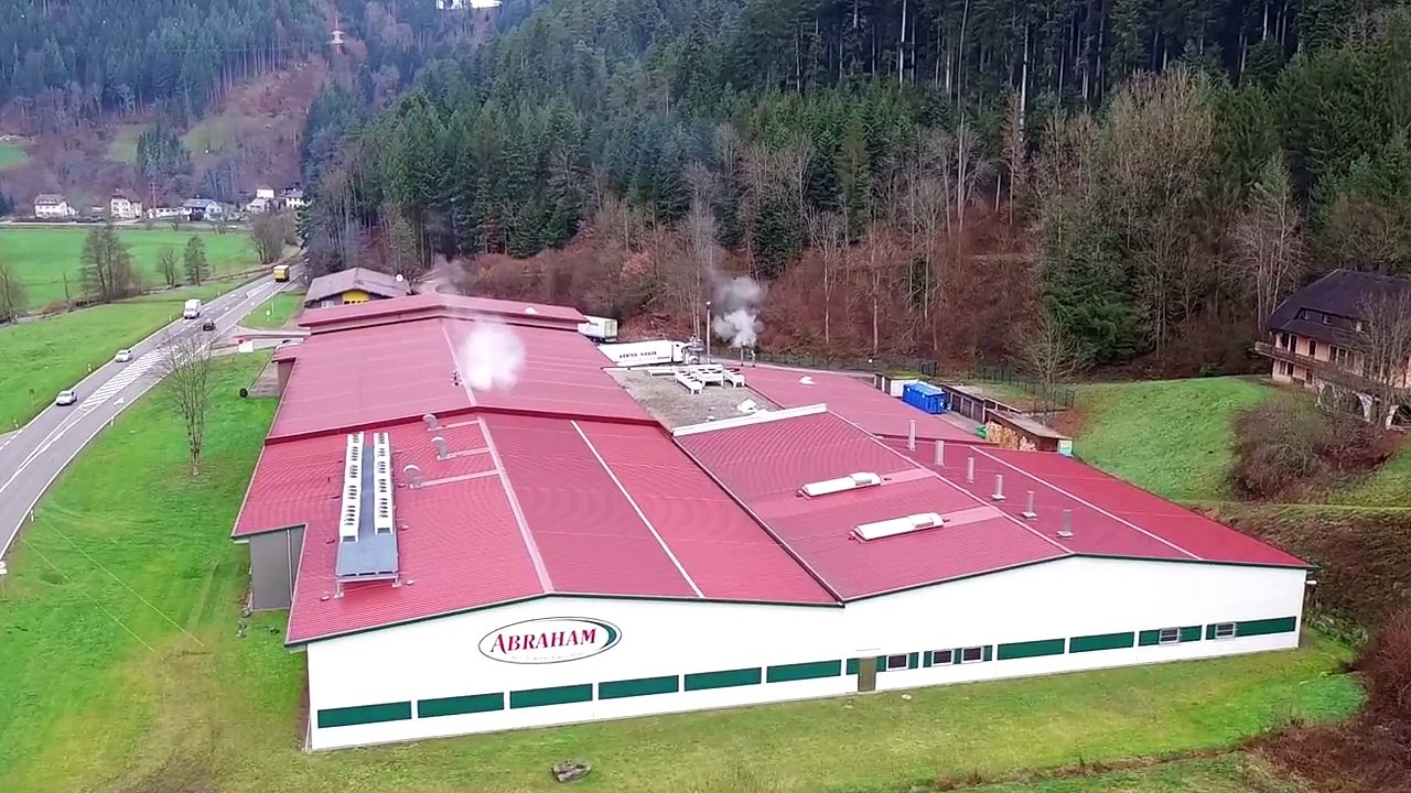 FIRMEN-CLIP, Industriebeispiel mit Drohne, 005