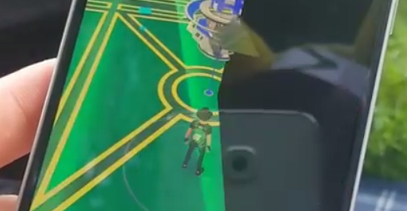 Pokemon Go Festival Goes Wrong as Glitch Ensures Fans Can't Catch 'Em All