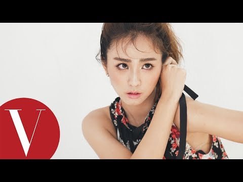 周曉涵示範：既甜又性感的減齡腮紅 ｜女星妝給你看