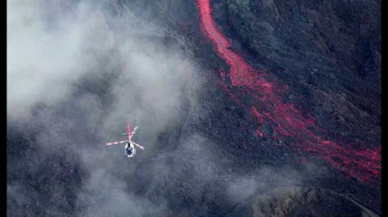 La Réunion : le piton de la Fournaise en éruption