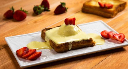 طريقة عمل التوست الفرنسي المحشي بمربى الفراولة (بان باردو) بالفيديو