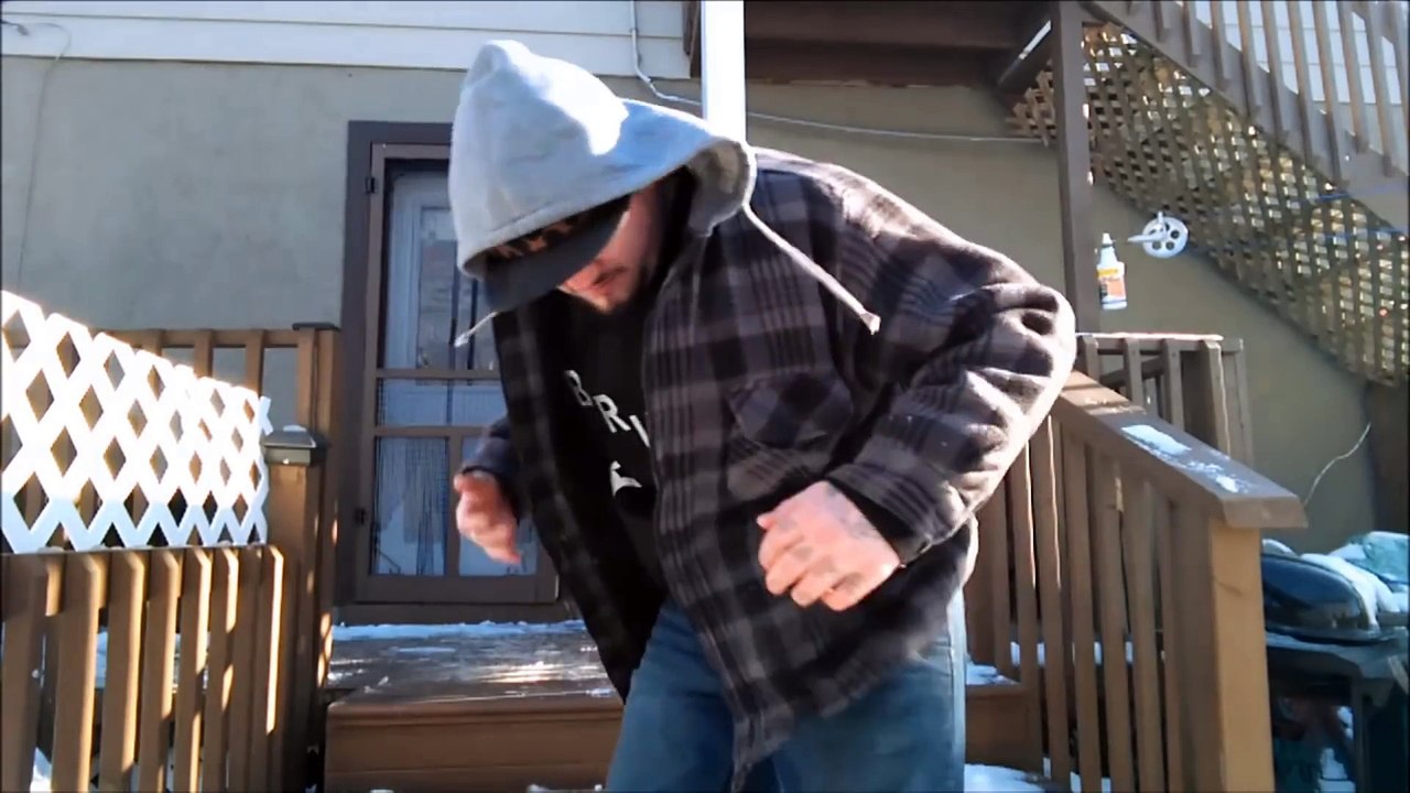 Dois gajos têm BAD TRIP de SALVIA