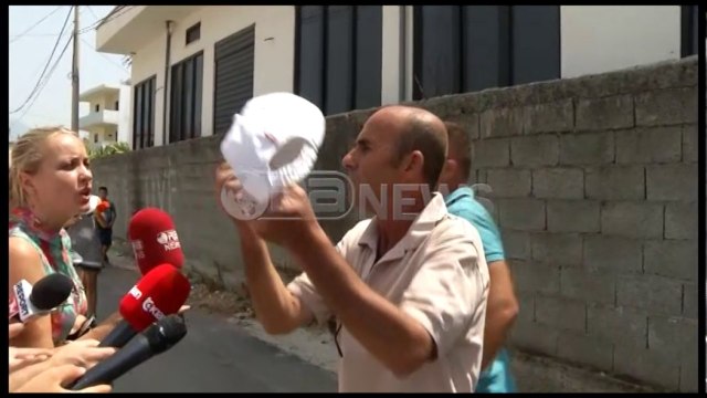 Ora News – Bathore, djali vret të atin polic dhe plagos të ëmën