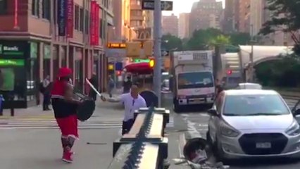 Machette vs Poubelle