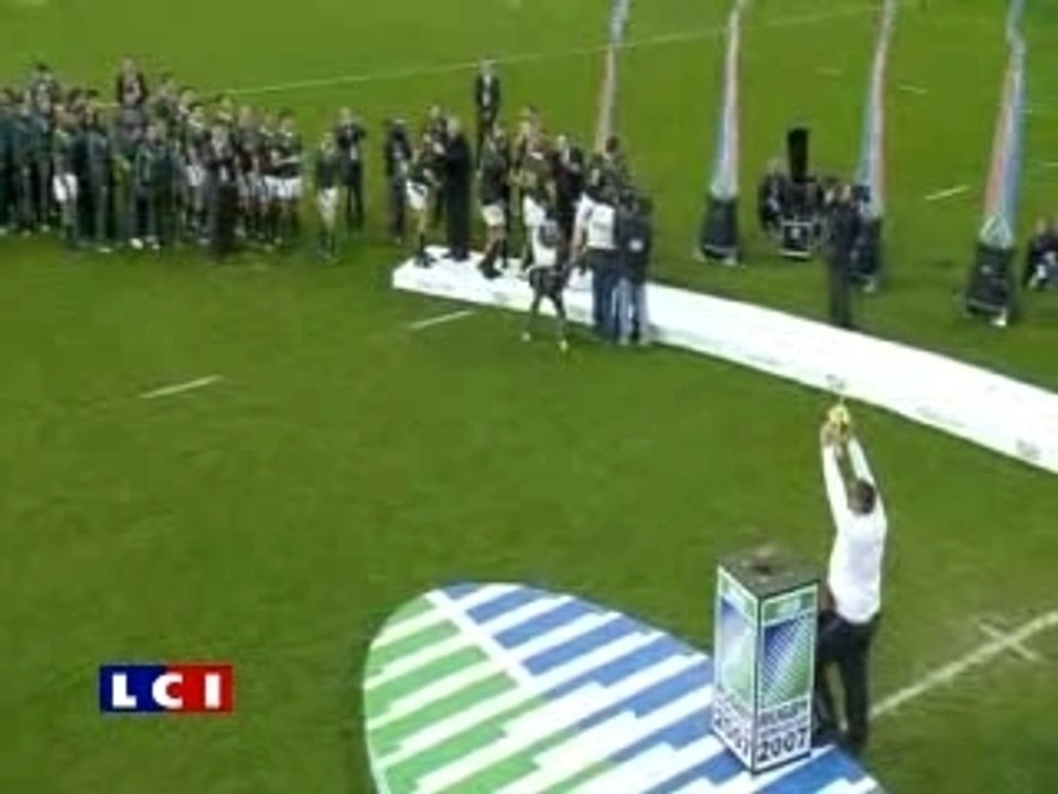 Un anglais remporte la coupe du monde de rugby !
