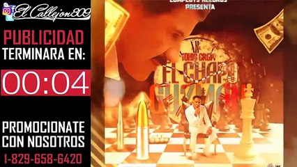 Melymel hace burla desde una Jacuzzi