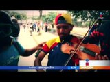 Este violinista está luchando contra Nicolás Maduro usando su violín | Noticias con Zea