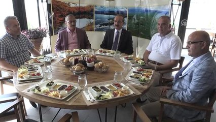 Vali Yavuz, Kentte Görev Yapan Basın Mensuplarıyla Bir Araya Geldi