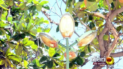 Mãe e filha sofrem choque elétrico após encostarem em poste em praça no centro de Sousa