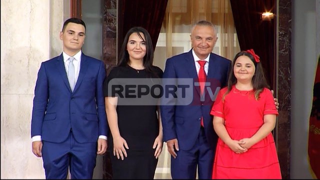 Report TV - Cermonia, Nishani i dorëzon detyrën, Meta zyrtarisht President