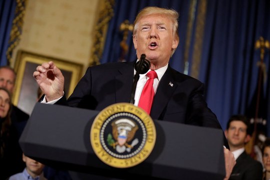 Trump implores Senate GOP to end Obamacare 'nightmare'