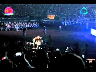 No lo Cuentes. Enrique Iglesias cautiva a Houston