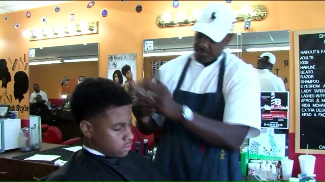 Missouri Barbershops Offer Free Haircuts, Advice as Part of `Operation Cease Fire`