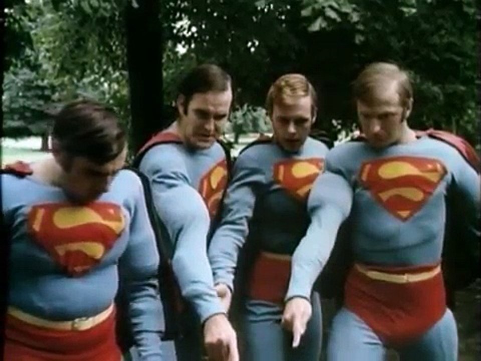 S01E03_How To Recognise Different Types Of Trees From Quite A Long Way Away