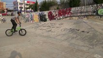 Tentando barspin switch pra fakie