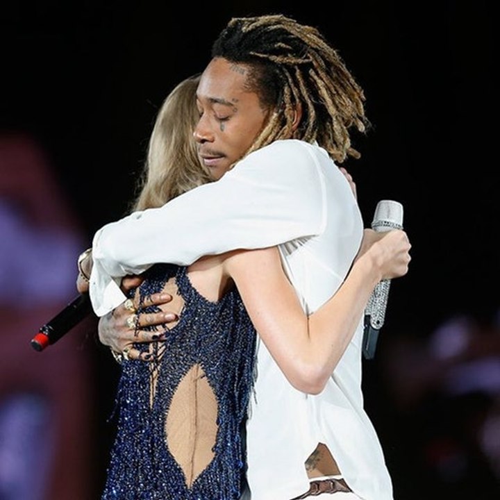 Chester Bennington Tribute by Taylor Swift & Wiz Khalifa