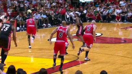 Cavs Sign Derrick Rose! LeBron Won't Waive No Trade Clause! NBA Free Agency 2017