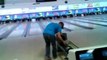 Jouer au bowling bourré : compliqué mais pas impossible... STRIKE