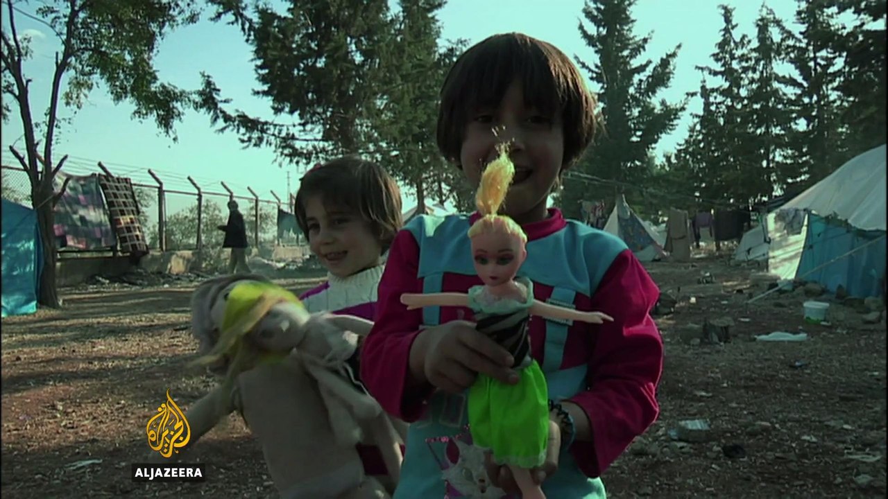 Refugees: Between worlds in Israel, Turkey and...