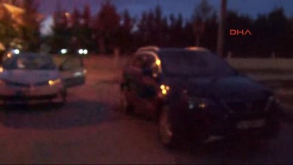 Bursa Yaralıya Ilk Müdahale Çarptığı Cipin Tavanında Yapıldı