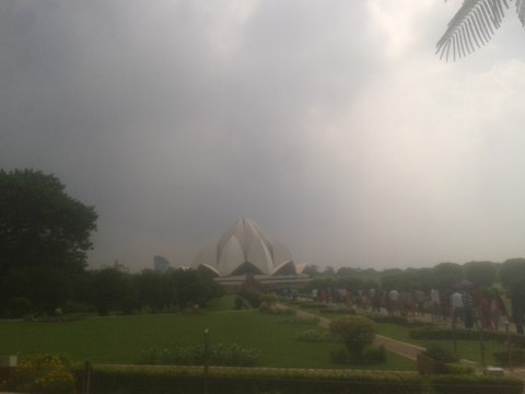 Beautiful Lotus Temple in Delhi( Amazing location)