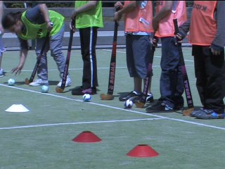 [Hockey éducatif] Arrêter la balle