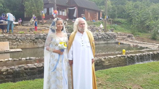 Kendini 'Mesih' İlan Eden Hasan Mezarcı Evlendi