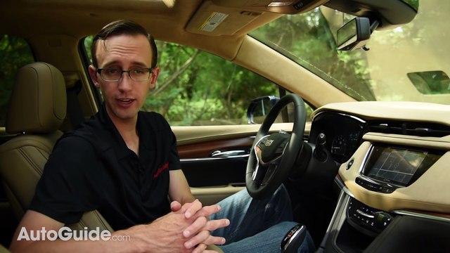 Reviews car - How the 2017 Cadillac XT5’s Blind Spot-Busting Rear-View Mirror Works Feature Focus