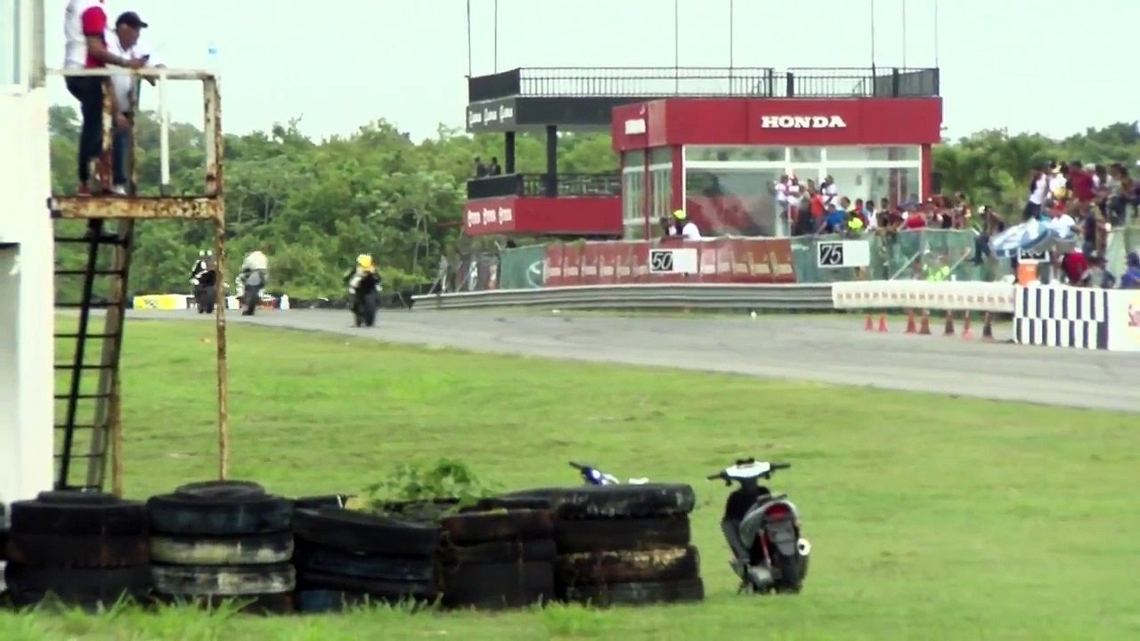 1ra. manga de la categoría Amateur en la 2da. Fecha del Campeonato Nacional de Motociclismo 2017