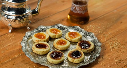 طريقة عمل بسكويت مغربي بالمربى بالفيديو