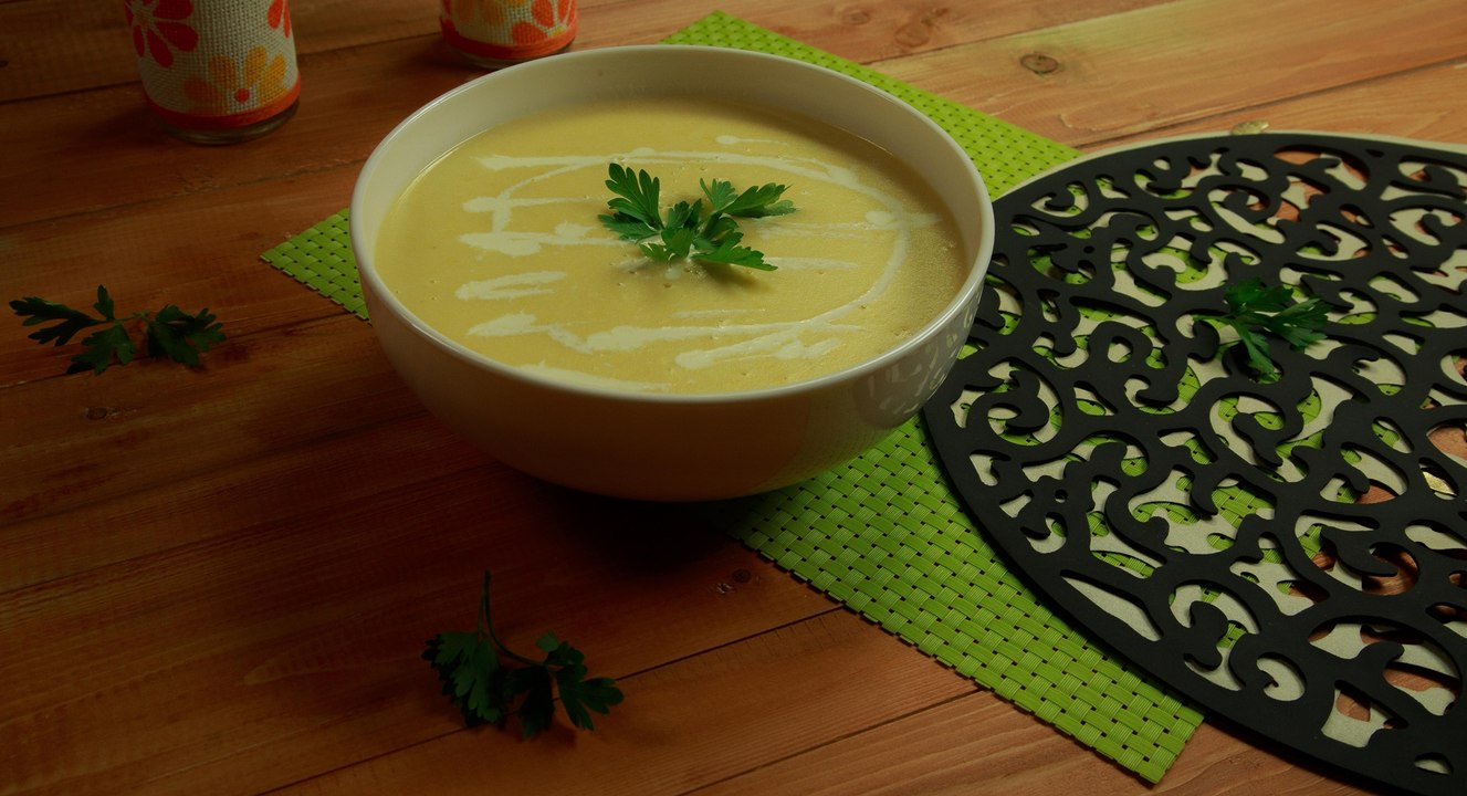 طريقة عمل شوربة الذرة بالفيديو