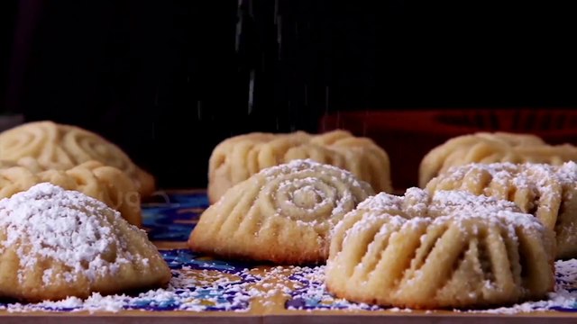 معمول بالتمر والقرفة واليانسون ... تفنني بإبداعاتك مع لورباك