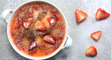 طريقة عمل غراتان الفراولة بالفيديو