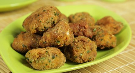 طريقة عمل دجاج البوب كورن بالكزبرة بالفيديو