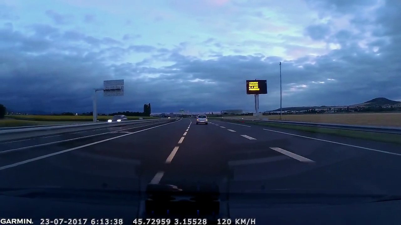 Quand tu croises un chauffard à contre-sens sur...