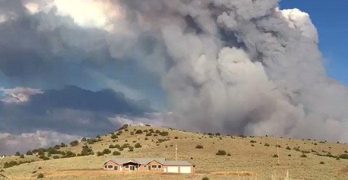 Wildfire Near Reno Burns 3,000 Acres, Causes Evacuations