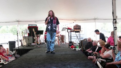 Steve Diltz sings 'That's What You Get For Loving Me' Elvis Week 2014 video