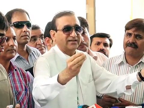 Mir Shakil Rehman Full Media Talk Outside SC - 25th July 2017