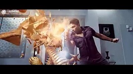 Siêu anh hùng cứu mỹ nhân với màn hạ gục đối thủ vô cùng đẹp mắt