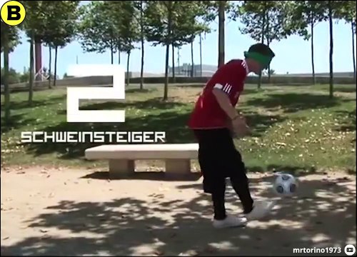 Ningún futbolista con los ojos vendados podía hacer jueguitos