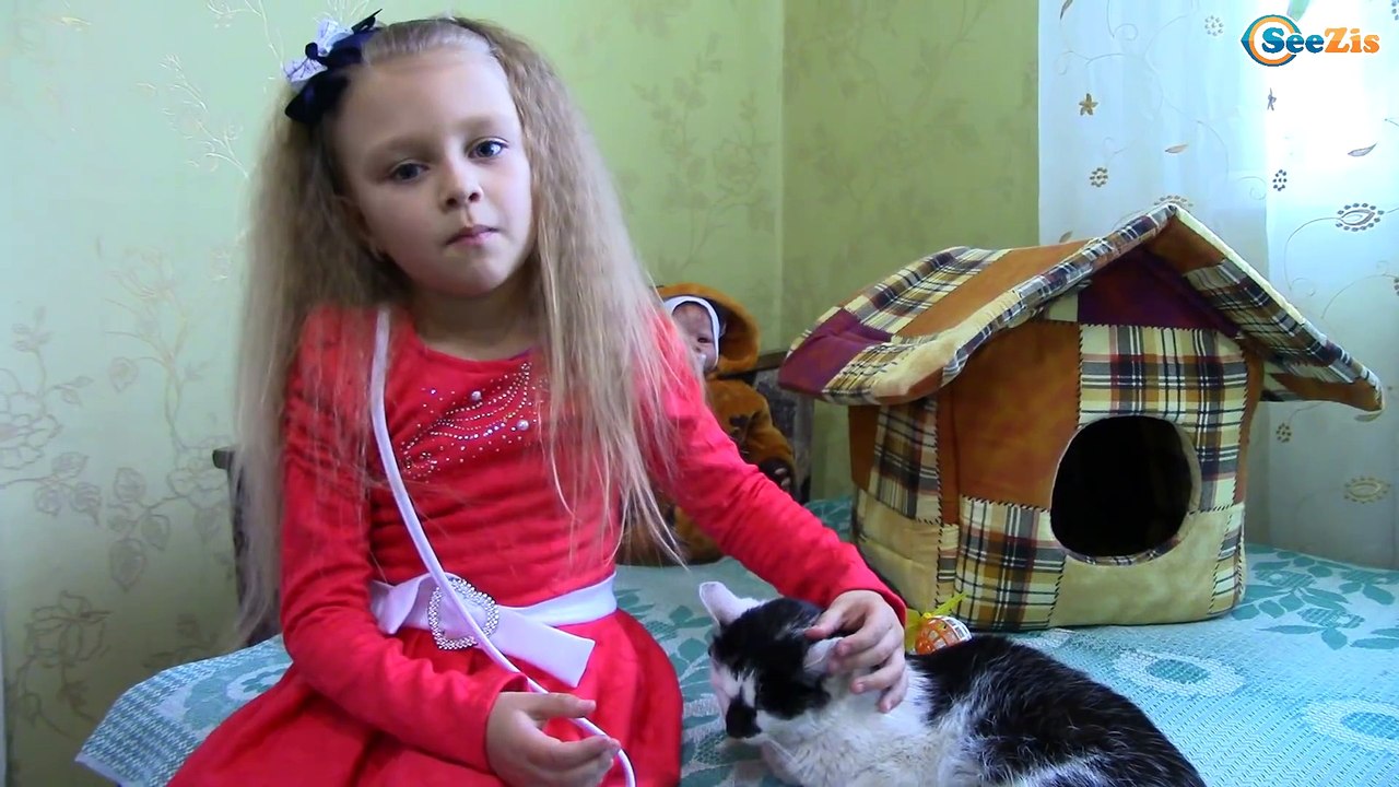ВЛОГ Играем с Котенком Барсиком Ярослава едет в...