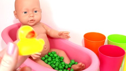 Learn Colors Baby Doll M&M's Chocolate Surprise Egg Finger Family Song Nursery Rhymes