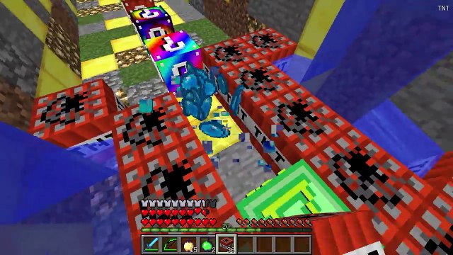 КАК МЕНЯЛСЯ НУБ И ЕГО ЖИЗНЕННЫЙ ЦИКЛ В МАЙНКРАФТ ЭВОЛЮЦИЯ И ТРОЛЛИНГ ПОМЕНЯЛСЯ ДОМАМИ С ПРО ИГРОКОМ