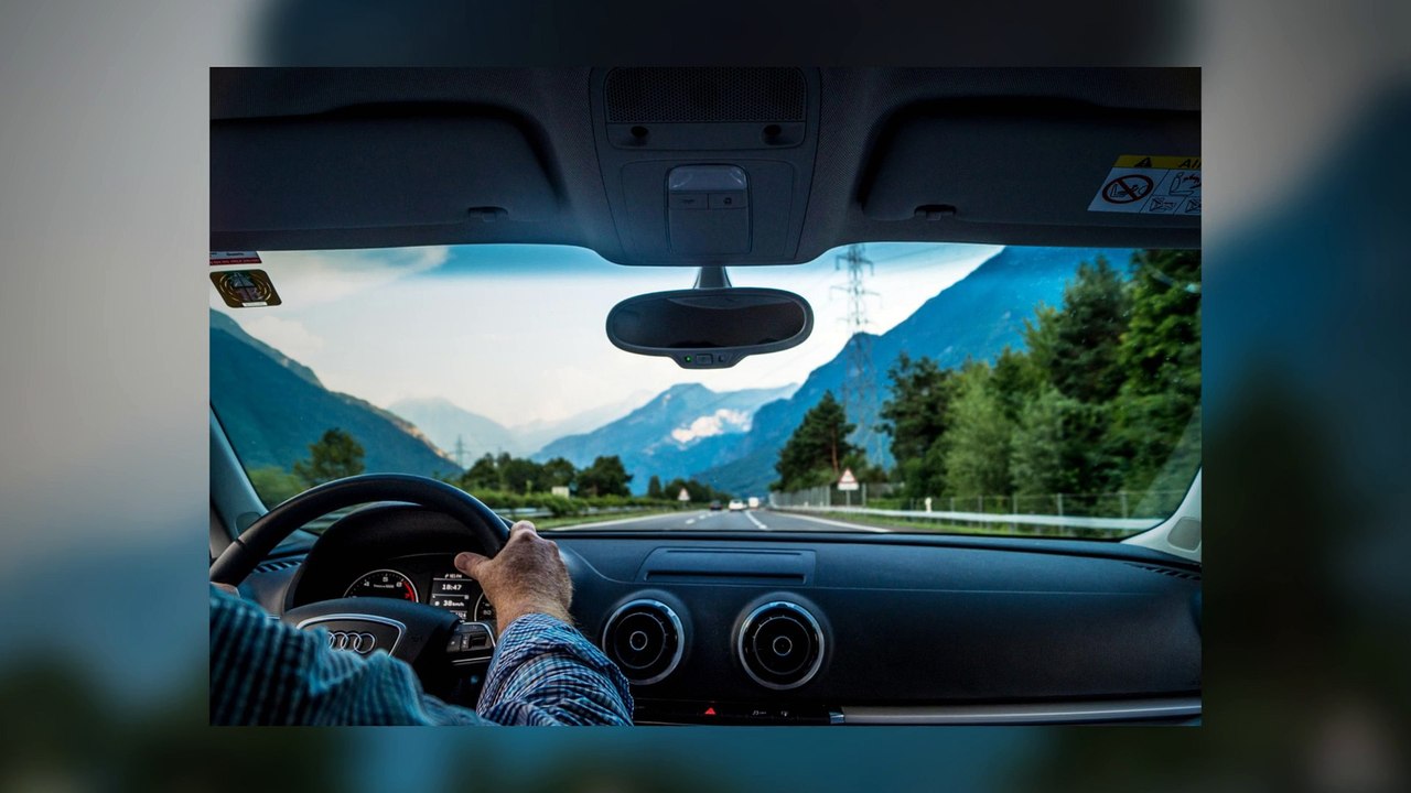 Auto Glass Repair in Fremont - Reasons to Hire a Auto Glass Repair Professional