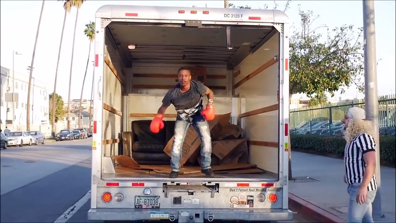 Bait Truck Rally Prank