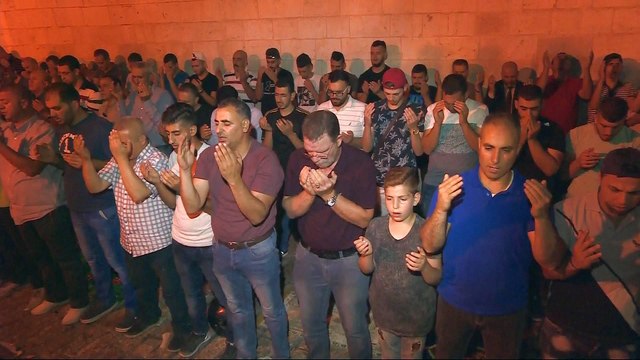 Palestinians extend al-Aqsa boycott in face of Israeli attacks