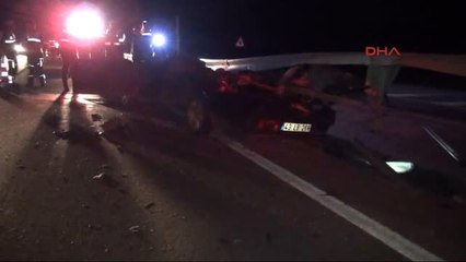 Kütahya'da Trafik Kazası 3 Ölü 1 Yaralı