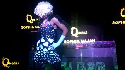 Sophia Najah - I'm Coming Out Vaca Profana (Queens O Concurso 23/07/17)